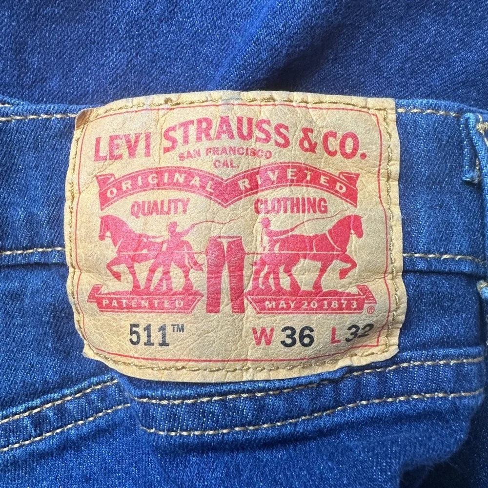Levi's 511 Jeans Mens 36x32 (35x28) Blue Slim Fit Dark Wash Stretch Denim Pants